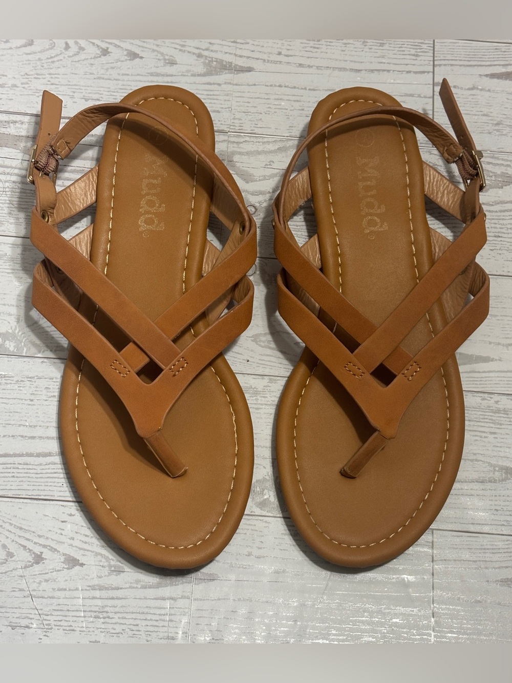 Mudd Women's Tan Aliba Thong Crisscross Straps Faux Leather Ankle Sandals Size 7
